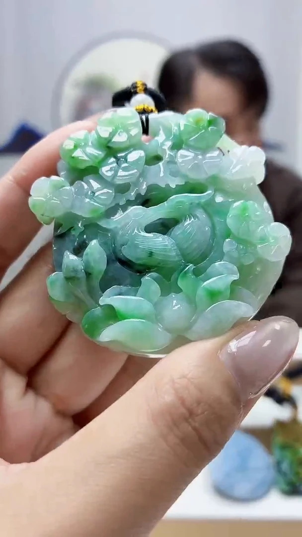 未镶嵌定制翡翠5060MM-毛货挂件21