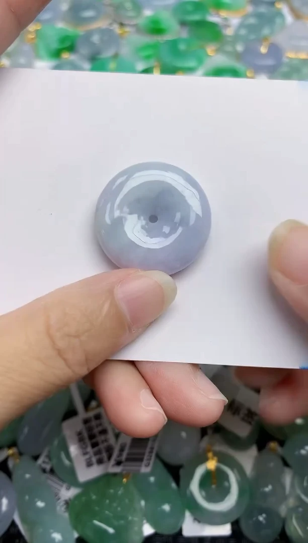 翡翠未镶嵌颈饰天然翡翠A货