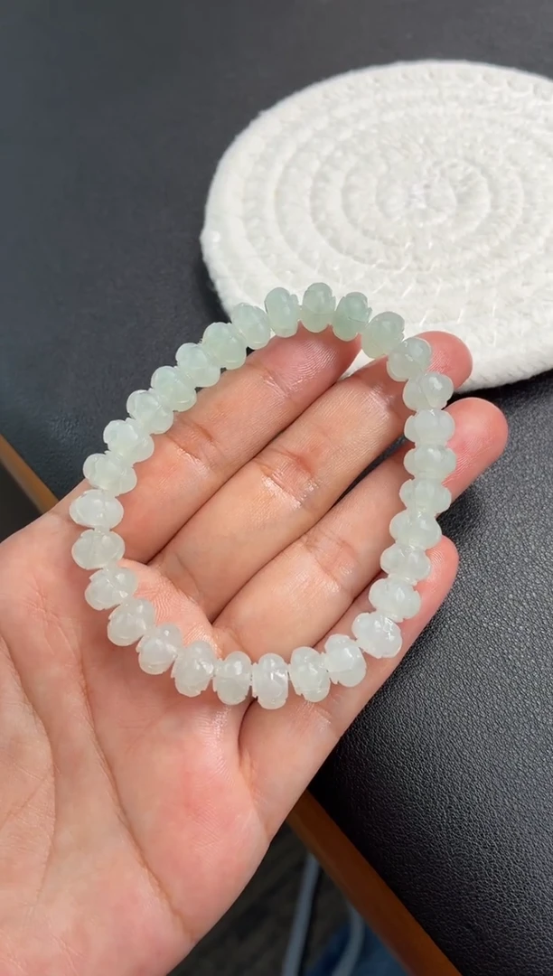 未镶嵌定制翡翠莲花珠  30颗