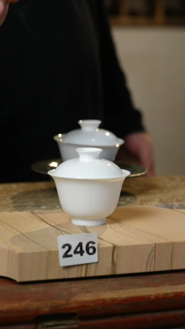 瓷片标题标题标题标题