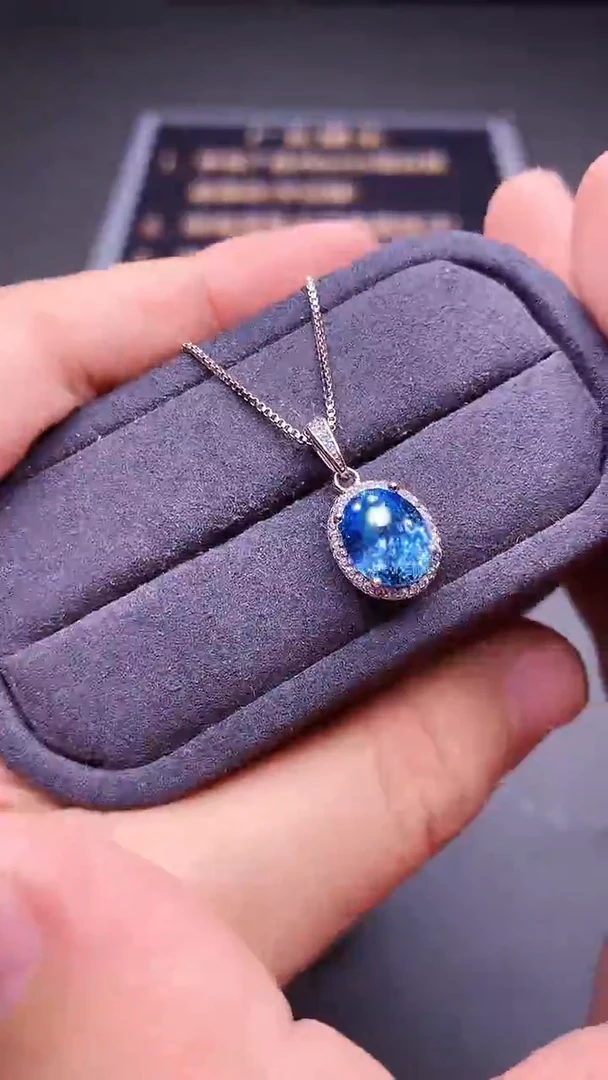 银S925镶嵌颈饰海蓝宝石...