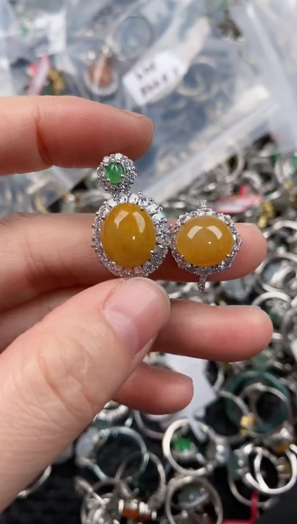 银S925镶嵌戒指翡翠555             9