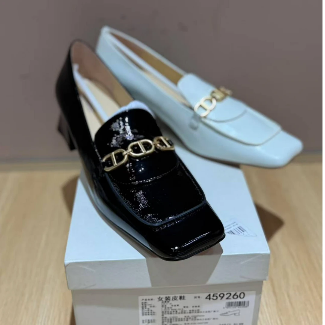 4592-主图款鞋子 【白色-黑色】