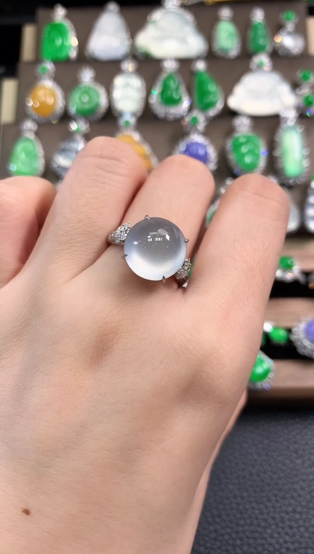 翡翠戒指18K金镶嵌春日珠宝 D2