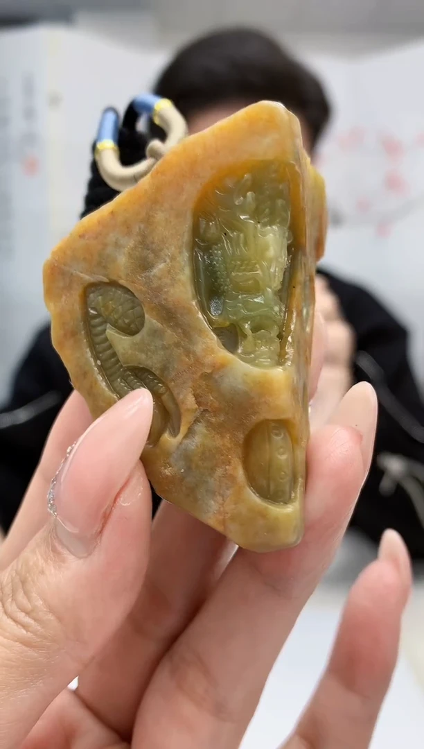 【闪购商品】定制翡翠未镶嵌4917MM-毛货挂件50