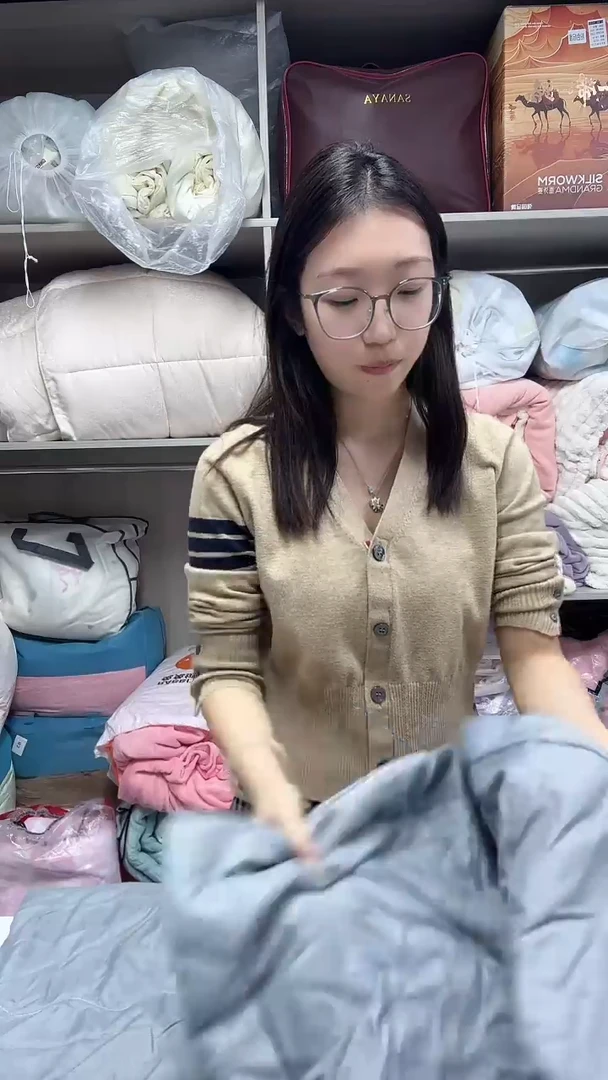 棉1.5米灰色夏被一条