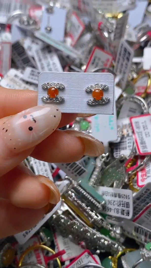 银S925镶嵌戒指翡翠百内无证书