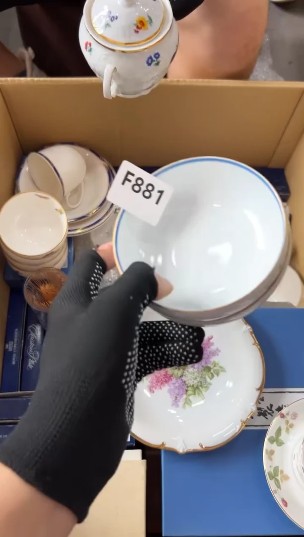 瓷片雷****6881中古商品，谨慎参拍