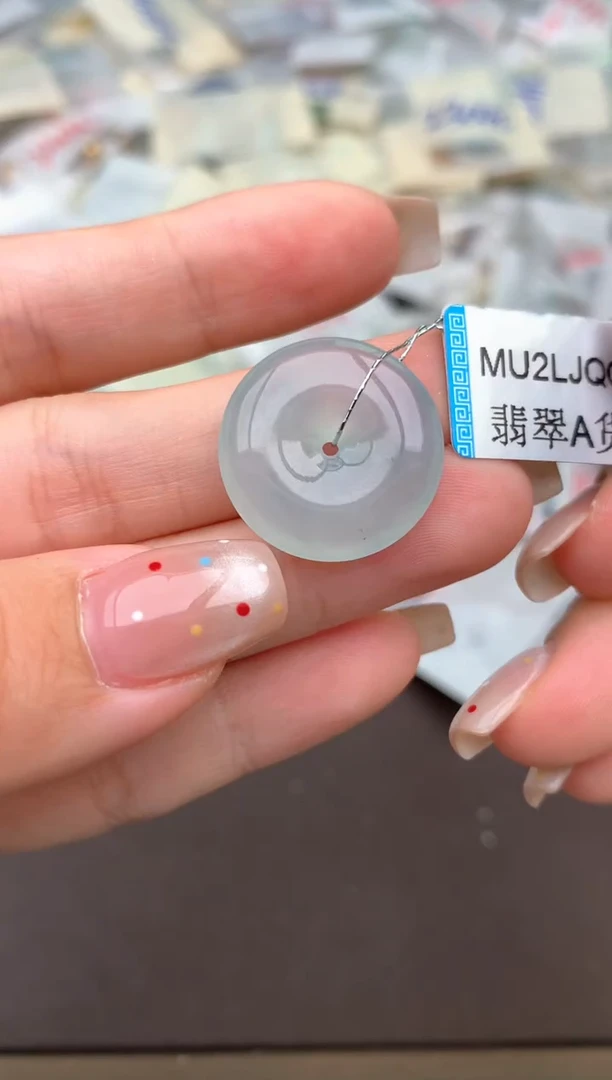 未镶嵌挂件翡翠一