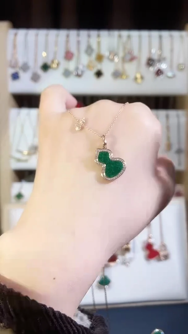 【闪购商品】钻石套链18K金镶嵌钻石K玫绿葫芦