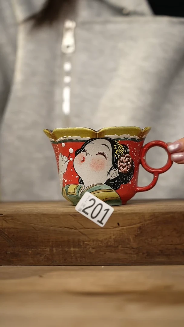 【闪购商品】瓷片新品！设计师款手绘/咖啡杯 羽川