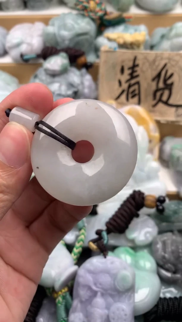 吊坠(不含链)未镶嵌翡翠1