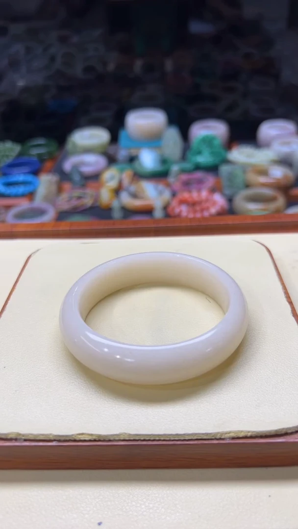 未镶嵌手镯石英质玉幸**光212