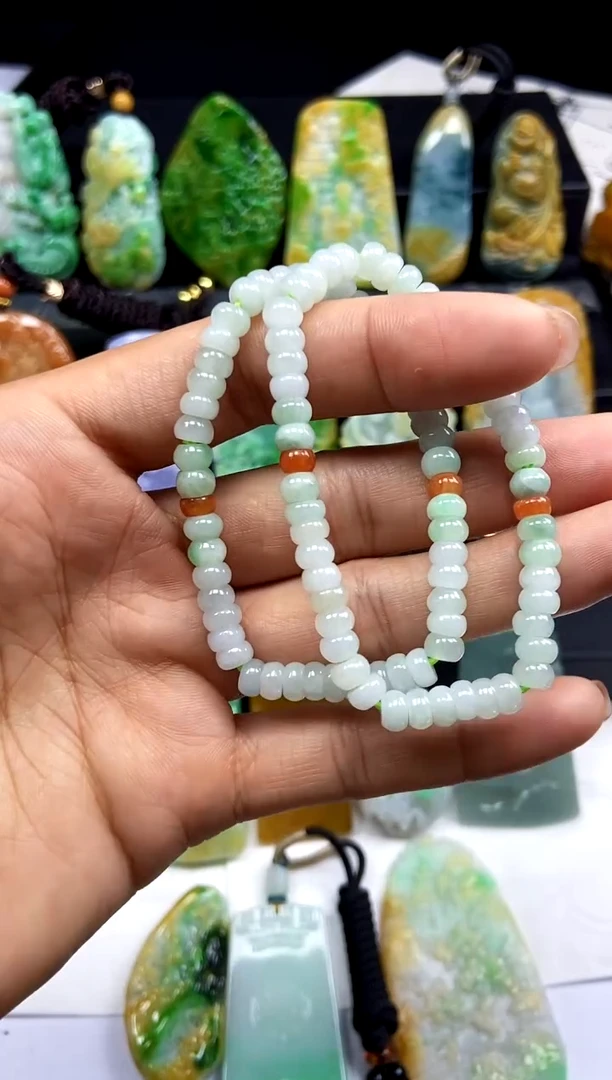 【闪购商品】翡翠颈饰未镶嵌翡翠A货