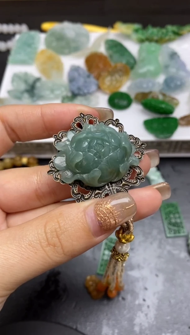 【闪购商品】定制翡翠未镶嵌翡翠毛货~