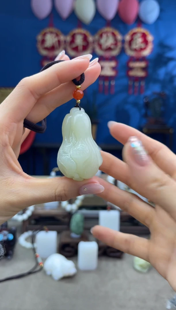 【闪购商品】和田玉颈饰未镶嵌1