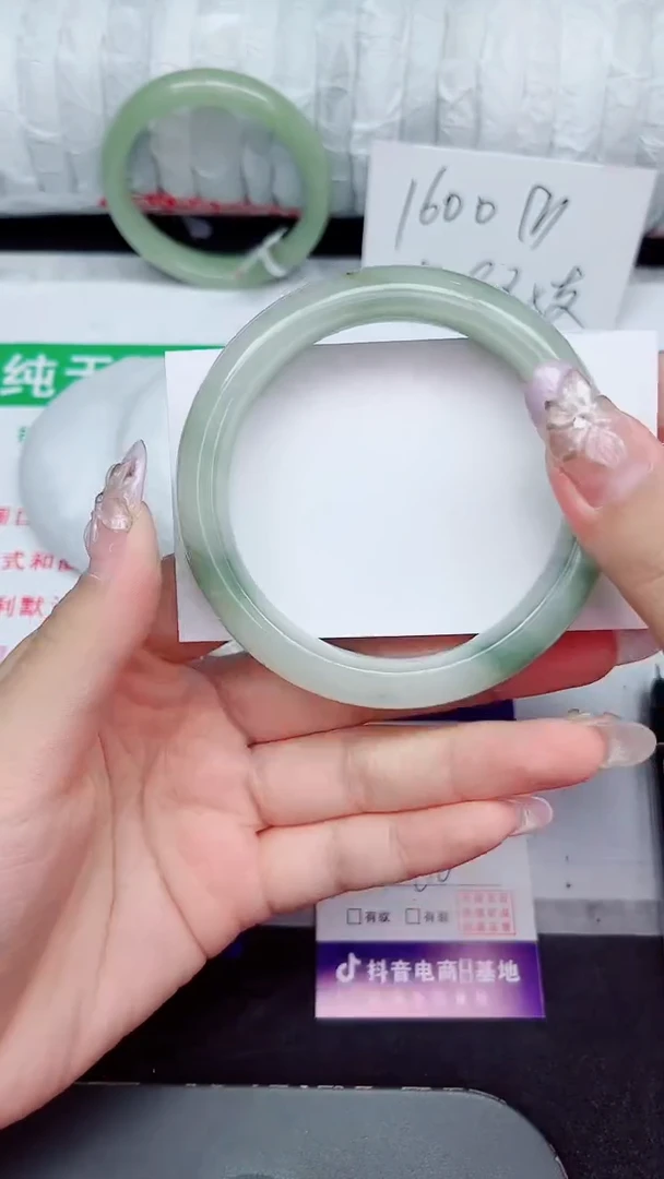 未镶嵌手镯石英质玉251-60/61