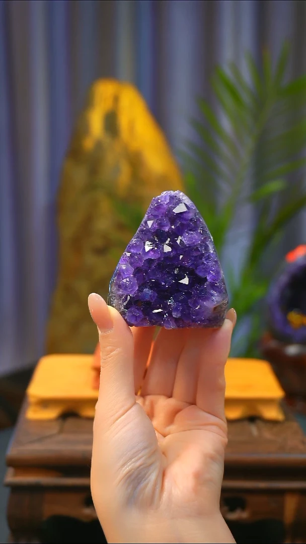 石材精品矿物晶体摆件