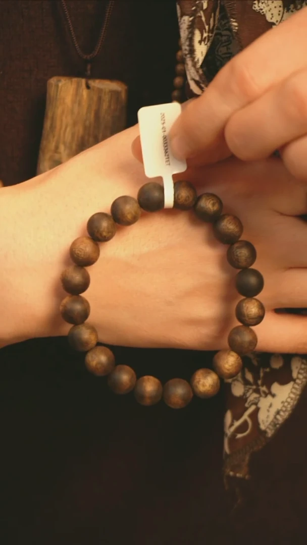 沉香手串【带大证】10mm海南莺歌绿奇楠沉香单圈9g+