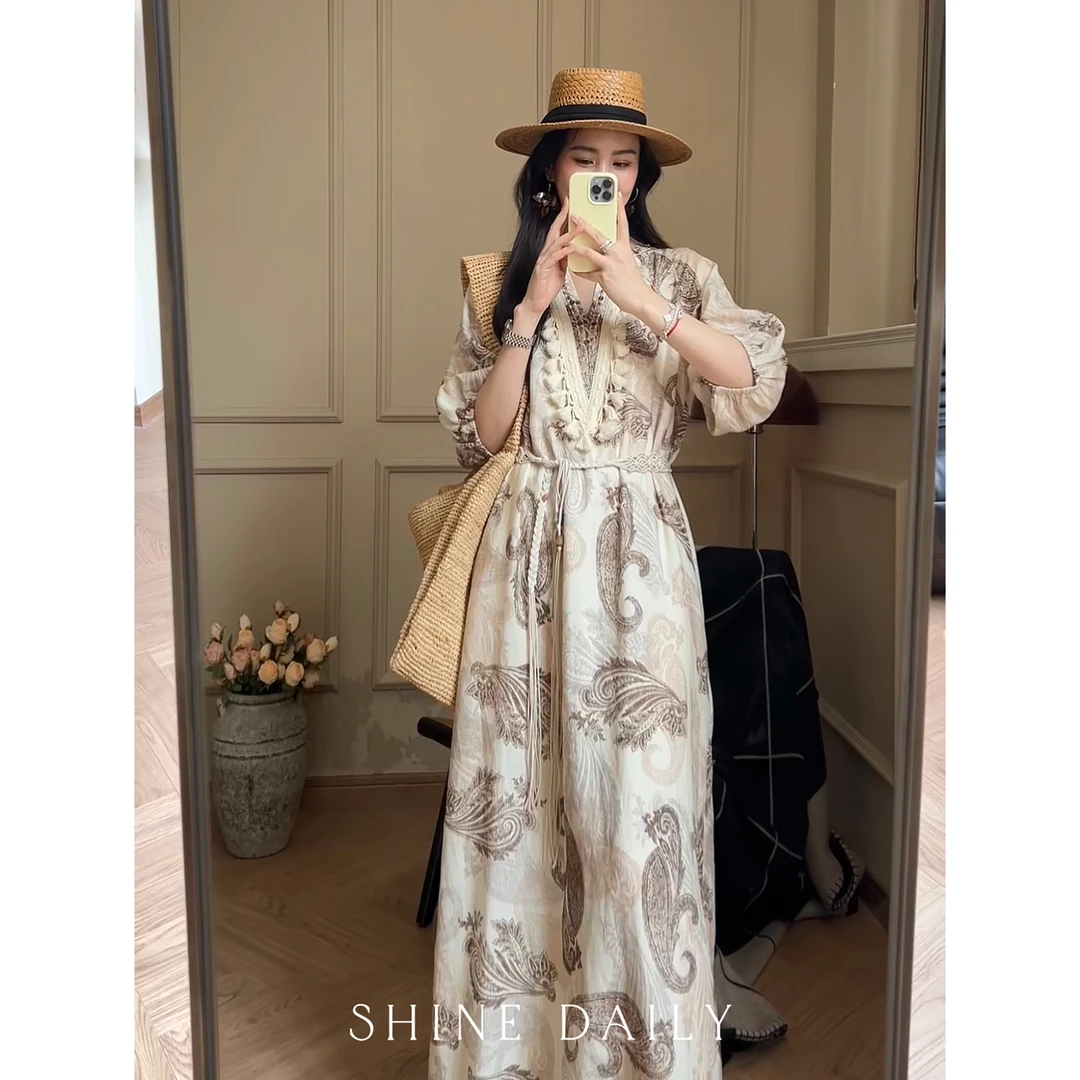 【流浪诗人】波西米亚度假风领口双边织带重工感十足灯笼袖连衣裙