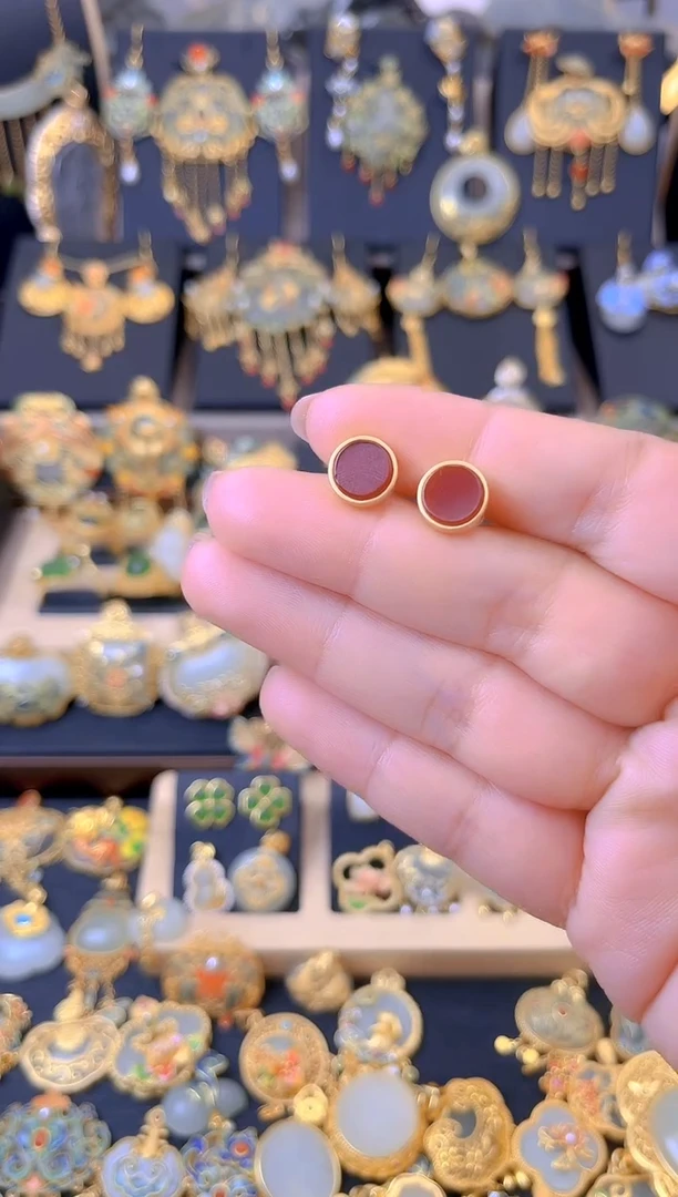 【闪购商品】玛瑙/玉髓耳钉合金红香囊同款耳钉