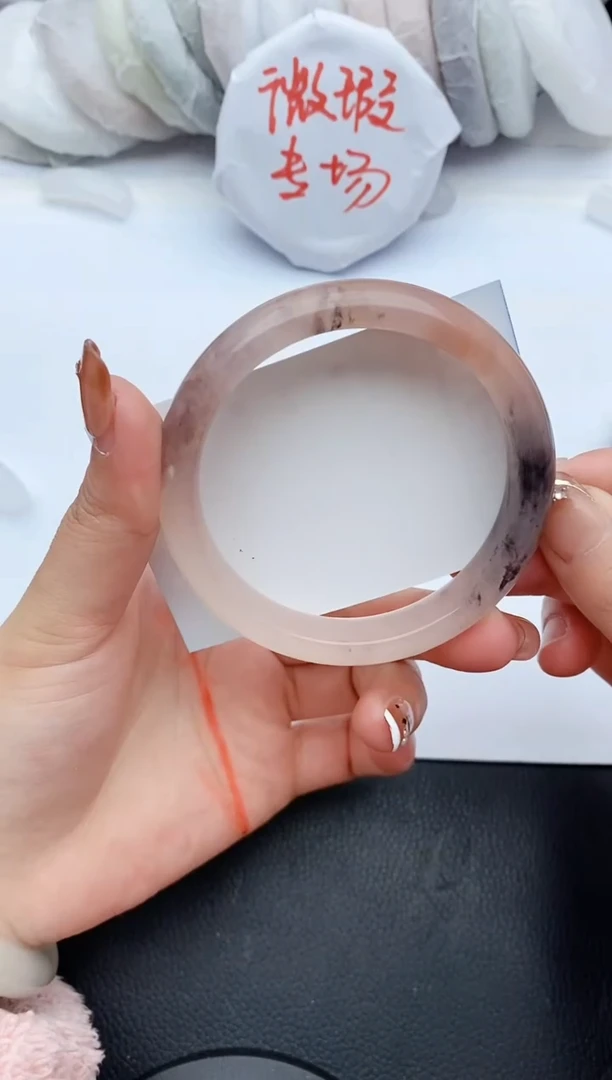 【闪购商品】石英质玉手镯未镶嵌60+60/61