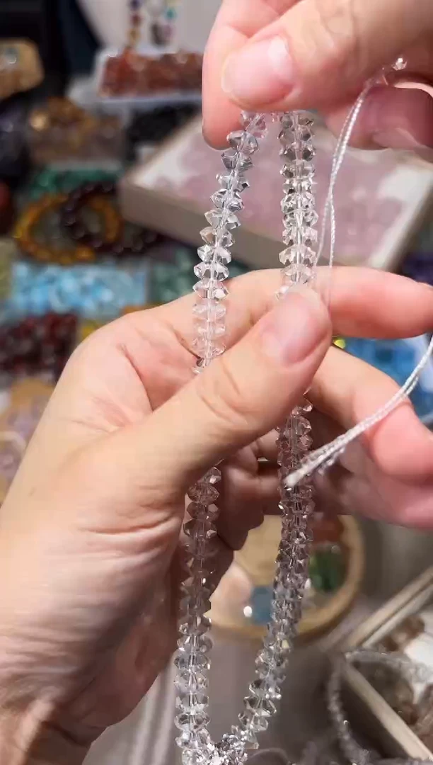 水晶手串未镶嵌极*.白水晶隔珠卡8一条拍3