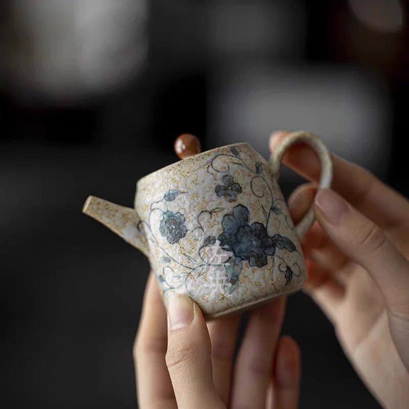 手绘缠枝莲高端茶壶个人壶复古家用创意陶瓷纯手工中式日式粗陶