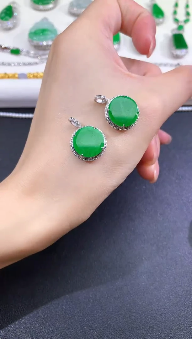 翡翠18K金镶嵌吊坠(不含链)吊坠（多样性发其一）丨2980+0