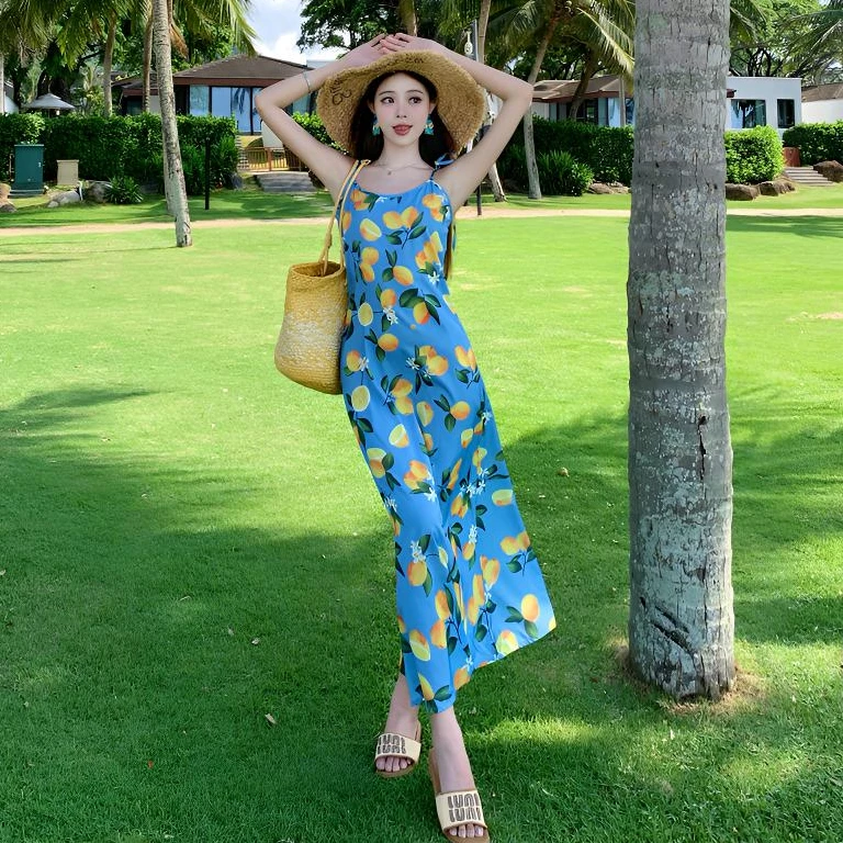 马尔代夫泰国海边度假沙滩裙印花吊带连衣裙云南穿搭拍照长裙1098