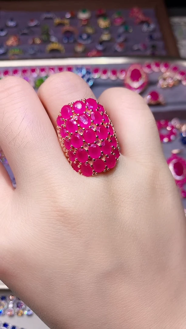 银S925镶嵌戒指红宝石....