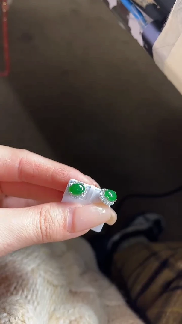 【闪购商品】翡翠颈饰未镶嵌100634589