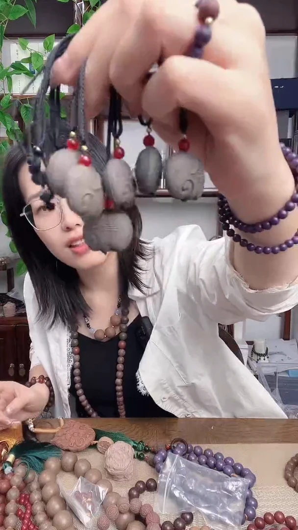 泥塑栀子的小吉祥