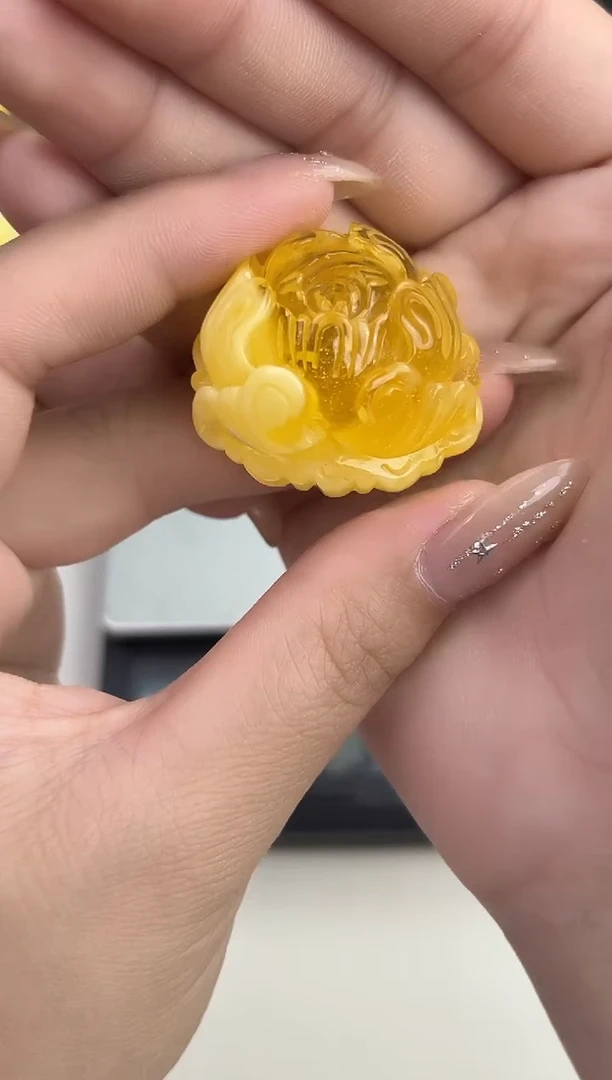 裸石琥珀未镶嵌天然琥珀蜜蜡吊坠