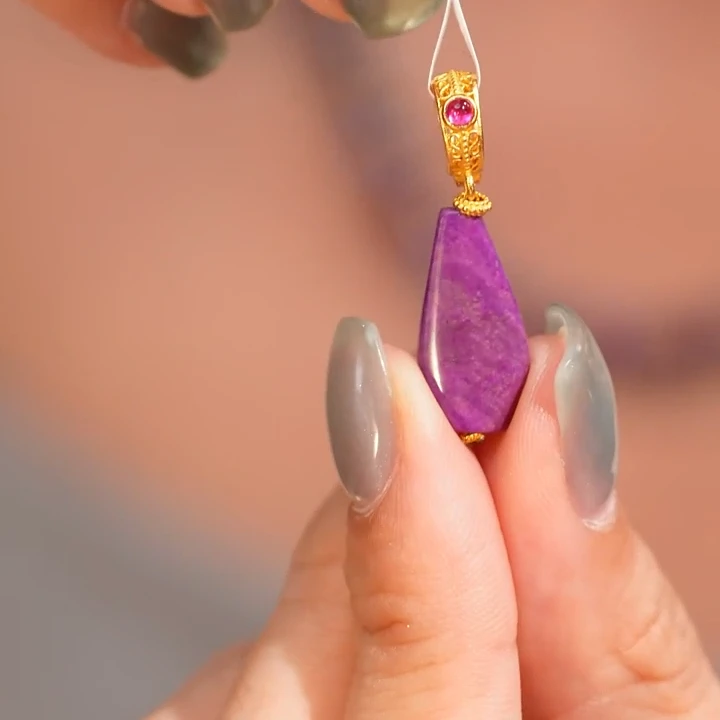 舒俱来随型帝王紫吊坠S925（昭南）AZB6009