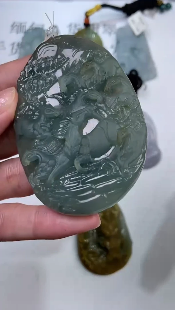 翡翠挂件未镶嵌298594