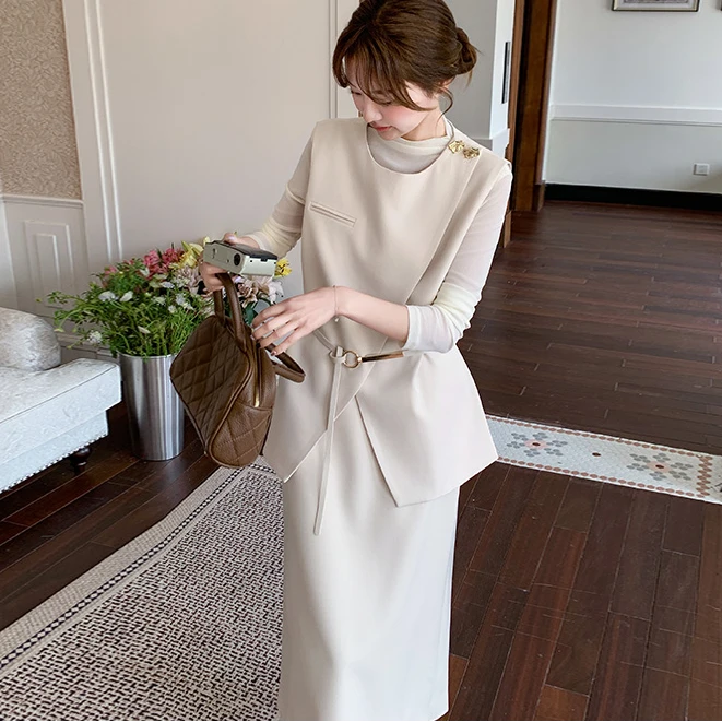 韩系轻熟小香风马甲套装裙女秋季2025新款气质高级感半身裙三件套