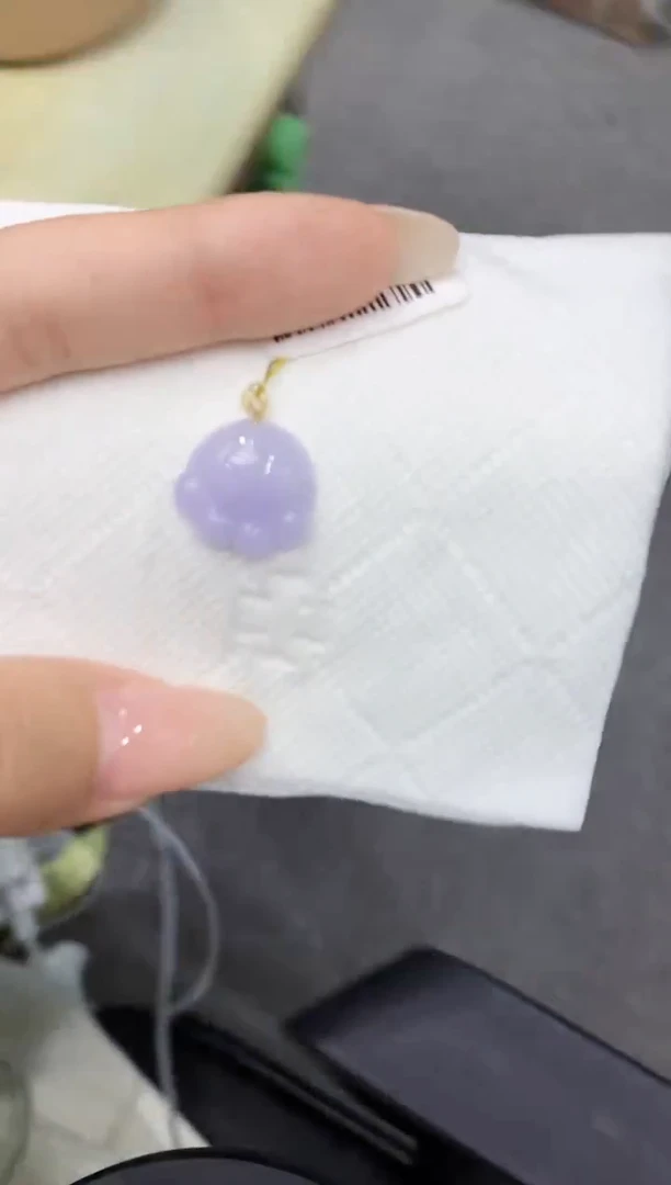 翡翠18K金镶嵌颈饰111111111111