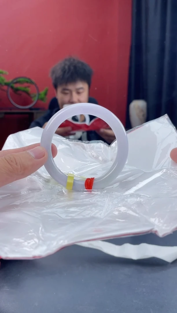 未镶嵌手镯翡翠10