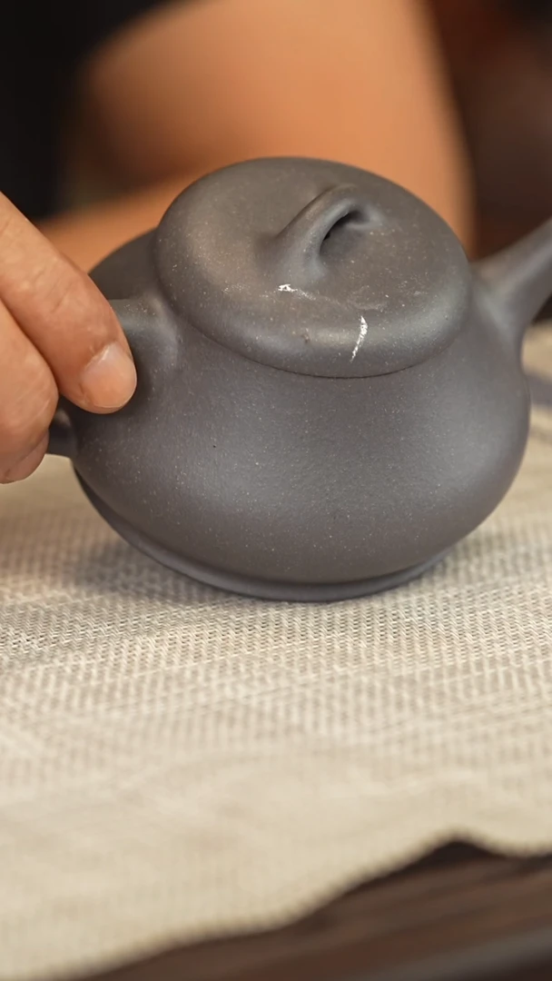 茶壶紫砂耿*微瑕天青柱瓢爆子盖子