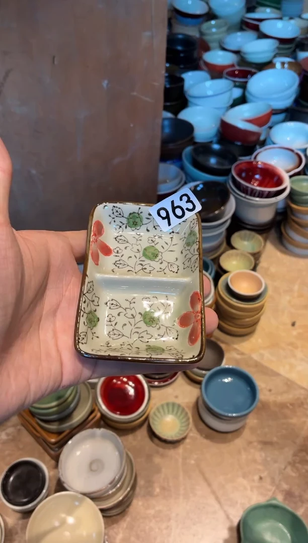 瓷片J****?963 手绘双格料碟1个