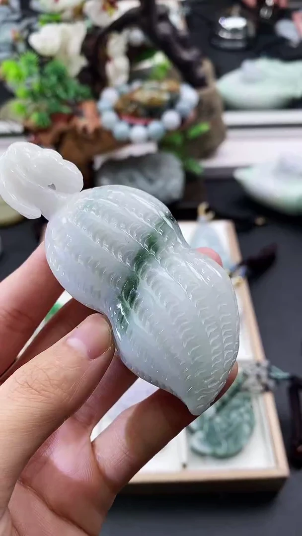 颈饰未镶嵌翡翠天然缅甸A货翡翠