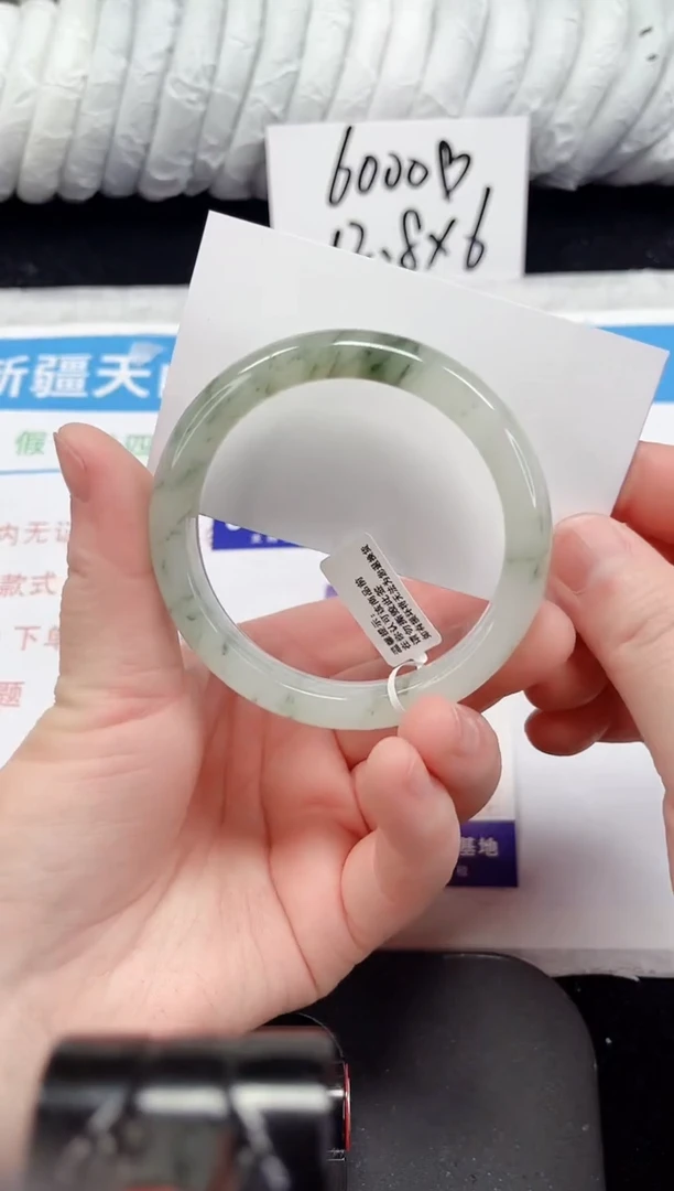 未镶嵌手镯石英质玉42-56/57