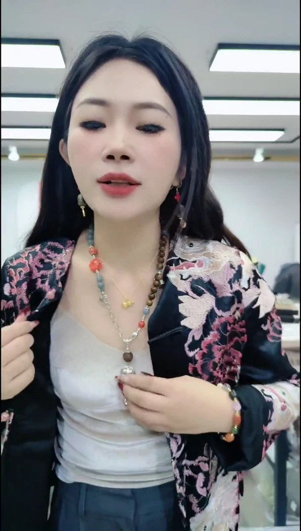 【闪购商品】香榧木2429醒狮蓝沉链