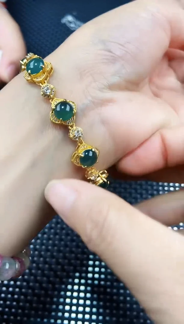 【闪购商品】翡翠手链未镶嵌111111111