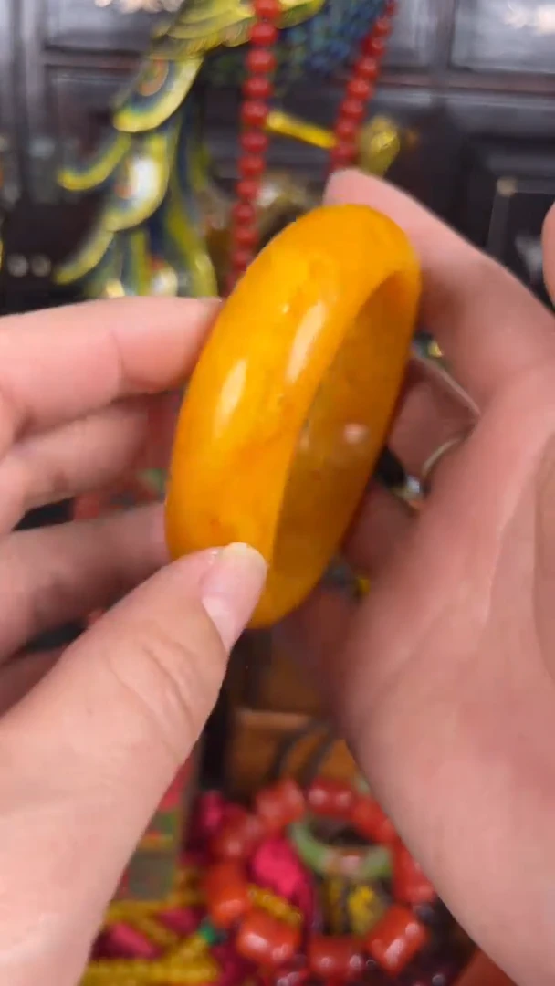 【闪购商品】蜜蜡颈饰未镶嵌手镯