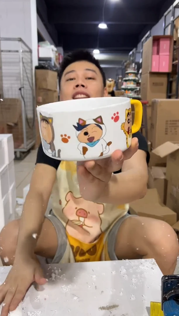 瓷片蜡笔小新猫咪泡面碗微瑕