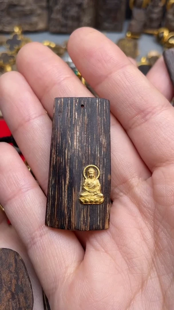 沉香吊坠沉香吊坠44