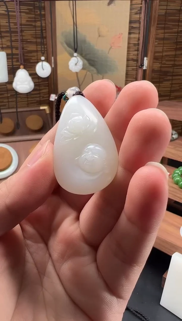 吊坠(不含链)未镶嵌和田玉c****8HHHT200005