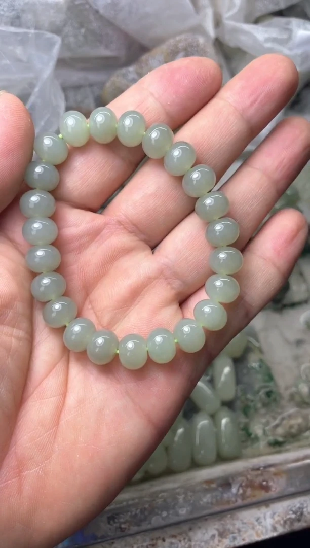 颈饰未镶嵌和田玉01